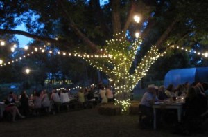 The USFRA-hosted dinner allowed farmers and bloggers to share a dialogue along with a delicious dinner.