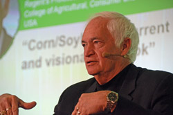 Dr. Lowell Catlett